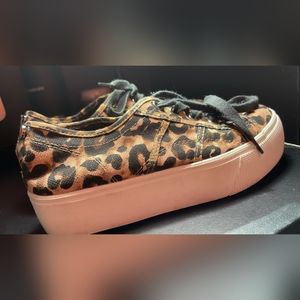 Steven Madden Sneakers